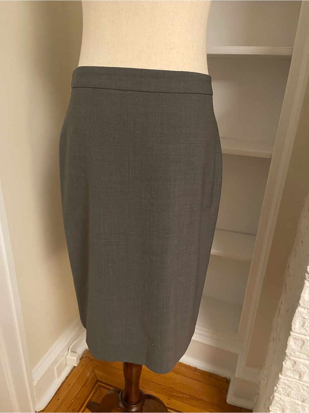 J.Crew - Fine Italian Wool- No. 2 Pencil Skirt Size 8 - Italian Tollegno 1900